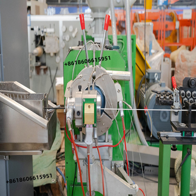 máquina da extrusão de cabo do fio de 80mm PFA com a cremalheira automática do armazenamento de fio