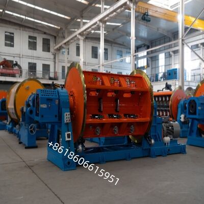 Máquina de Torção Rígida Capaz de Velocidades Máximas de Linha de até 52 Metros por Minuto Garantindo Processos de Torção de Fios