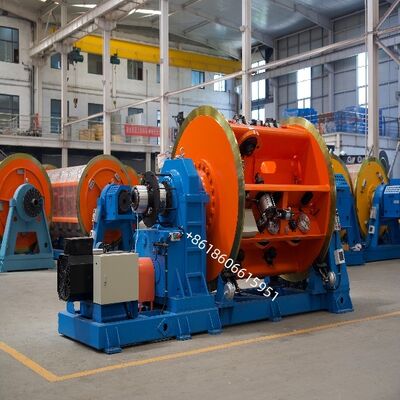 Máquina de torcer rígido para condutores nus e linhas de transmissão aéreas