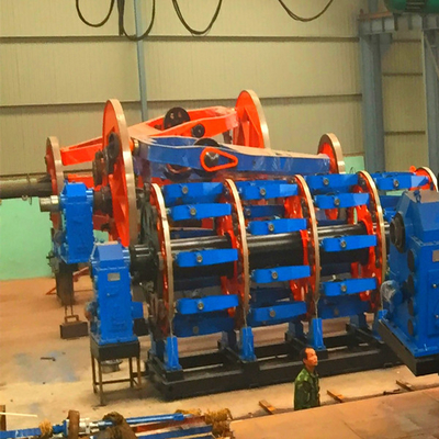 O motor individual que conduz o tipo blindado 500/30 carretel da máquina do cabo com coluna recebe a linha cremalheira